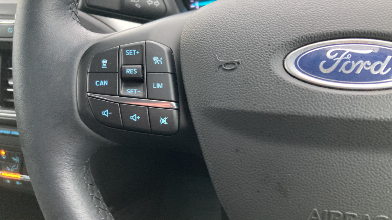 Ford Focus 1.0 EcoBoost 125 Titanium 5dr Petrol Hatchback